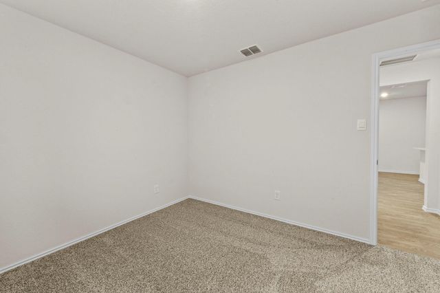 417 Low Pasture TRL, Maxwell, TX 78656