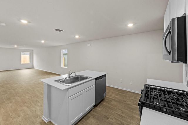 417 Low Pasture TRL, Maxwell, TX 78656