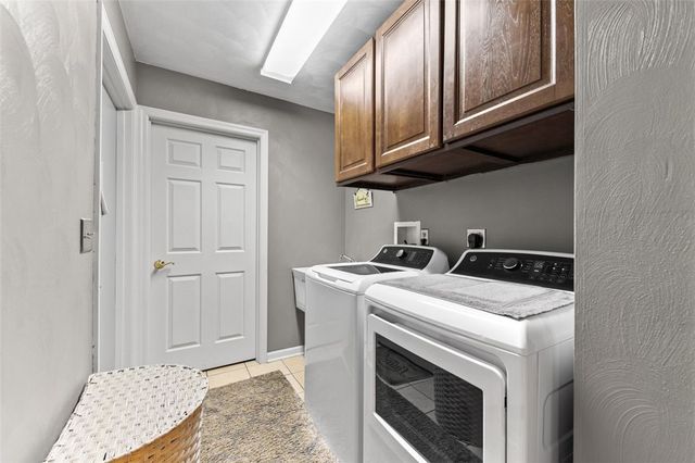 6237 Overlook Lane, Rostraver, PA 15012