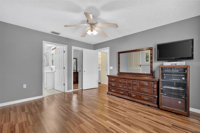 1911 DEL NORTE DRIVE, The Villages, FL 32159