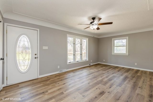 2510 Sherwood Drive, Des Moines, IA 50310