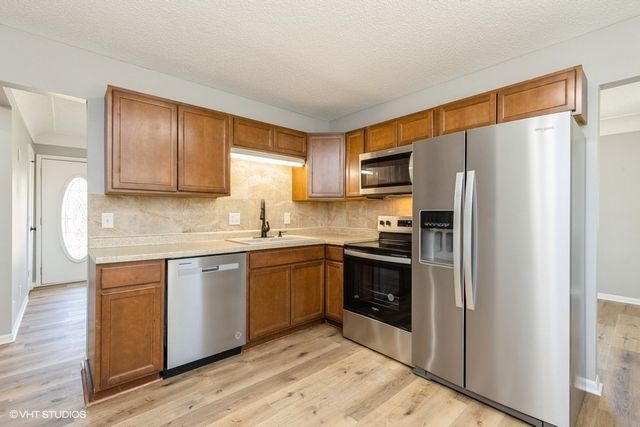 2510 Sherwood Drive, Des Moines, IA 50310