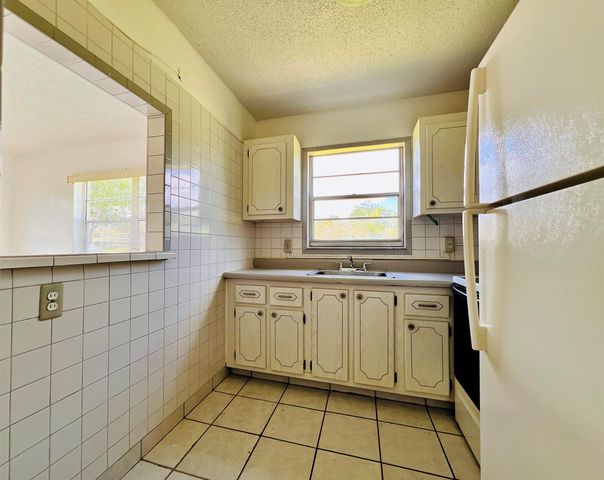 141 Sussex H, West Palm Beach, FL 33417