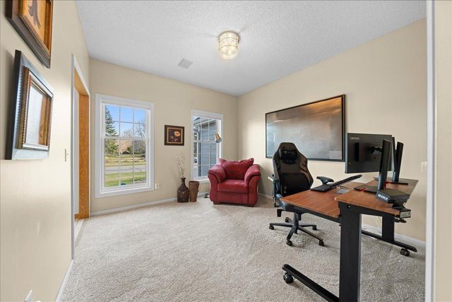 3437 Gunston Lane, Woodbury, MN 55129