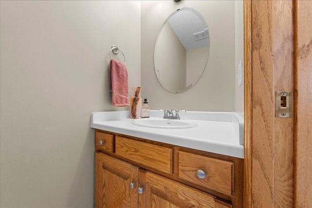 3437 Gunston Lane, Woodbury, MN 55129