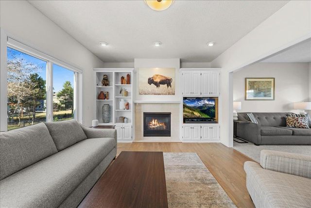 3437 Gunston Lane, Woodbury, MN 55129