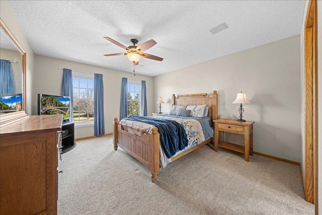 3437 Gunston Lane, Woodbury, MN 55129