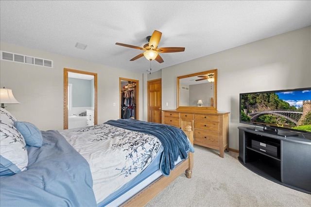 3437 Gunston Lane, Woodbury, MN 55129