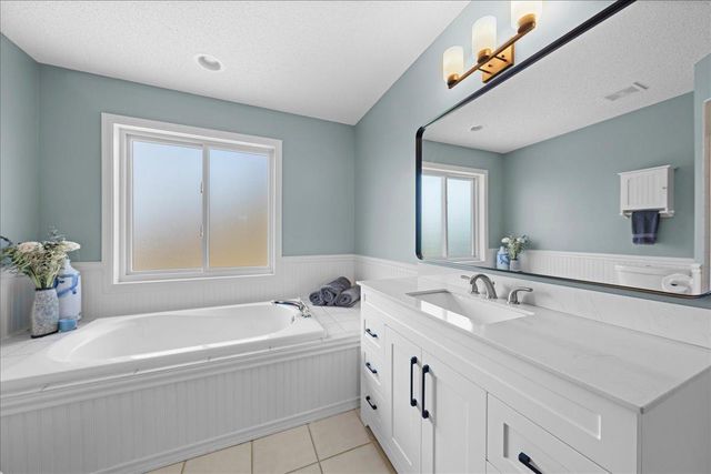 3437 Gunston Lane, Woodbury, MN 55129