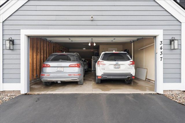 3437 Gunston Lane, Woodbury, MN 55129