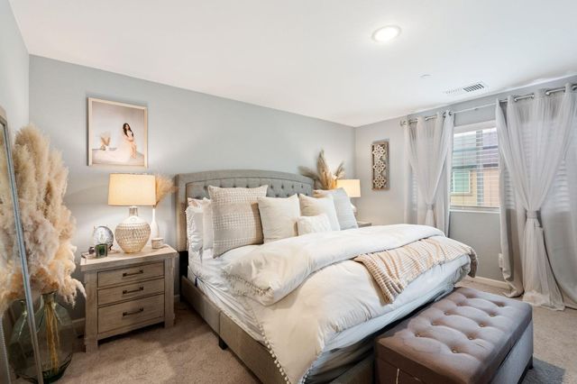 1710 Crossbow Ln, Stockton, CA 95206