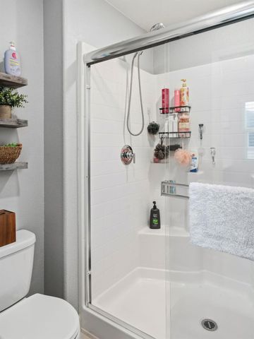 1710 Crossbow Ln, Stockton, CA 95206