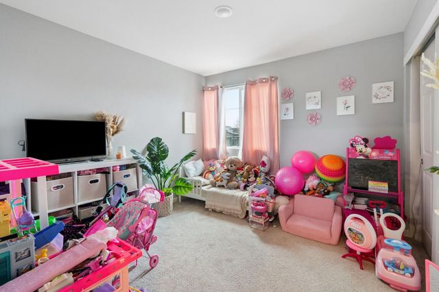 1710 Crossbow Ln, Stockton, CA 95206