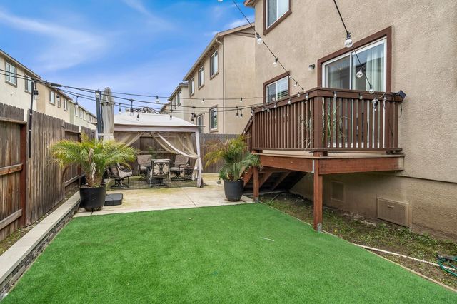 1710 Crossbow Ln, Stockton, CA 95206