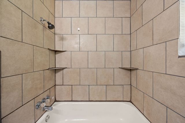 5213 Santa Rosa Drive, Haltom City, TX 76117