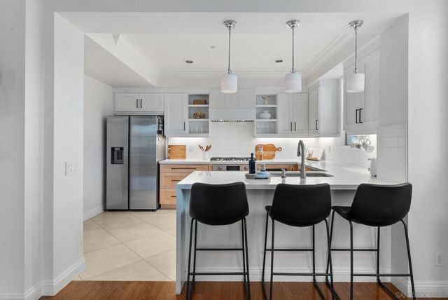 8301 Rio San Diego Drive 2, San Diego, CA 92108