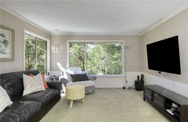 1884 Tully Place, Cambria, CA 93428