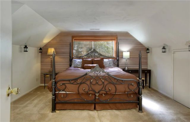 1884 Tully Place, Cambria, CA 93428