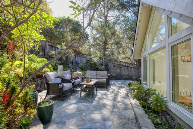 1884 Tully Place, Cambria, CA 93428