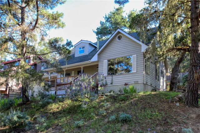 1884 Tully Place, Cambria, CA 93428
