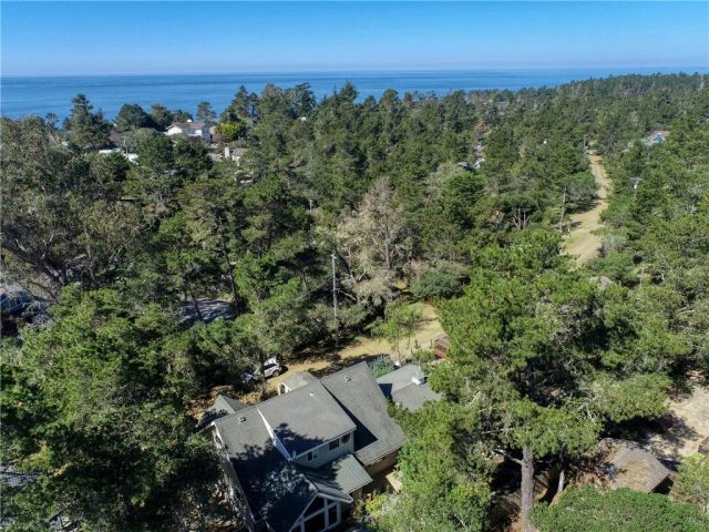 1884 Tully Place, Cambria, CA 93428