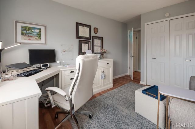 8631 Old Bonhomme Road 2C, University City, MO 63132