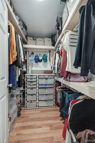 8631 Old Bonhomme Road 2C, University City, MO 63132