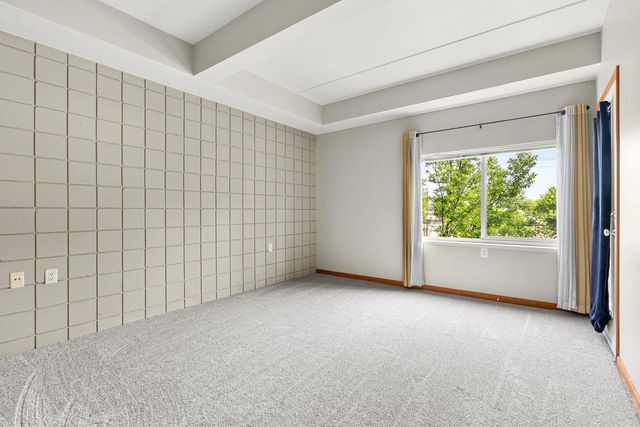400 N RICHMOND STREET, Appleton, WI 54911
