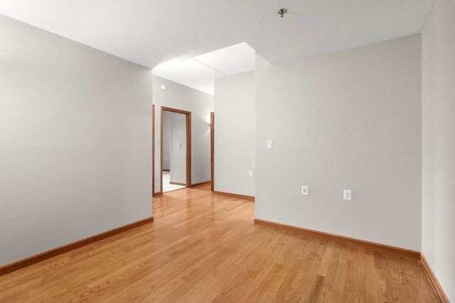 400 N RICHMOND STREET, Appleton, WI 54911