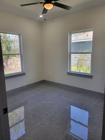 5807 Doulton Drive, Houston, TX 77033