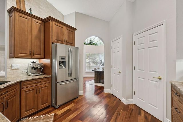 9805 SPRING LAKE DRIVE, Clermont, FL 34711