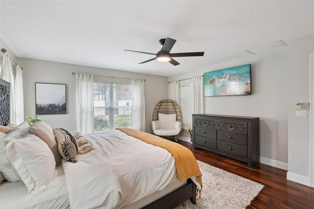 9805 SPRING LAKE DRIVE, Clermont, FL 34711