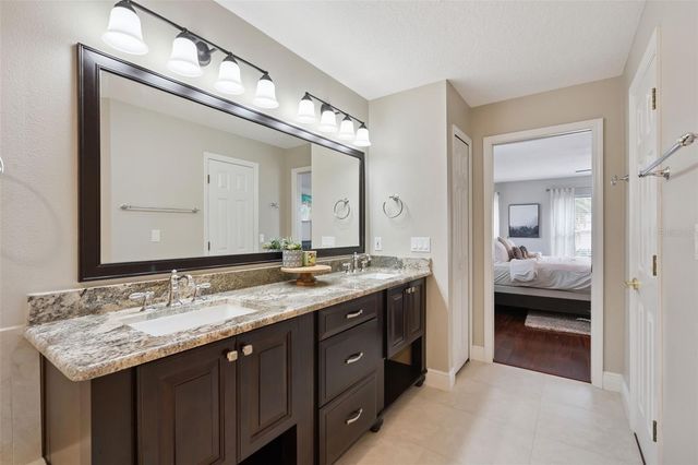 9805 SPRING LAKE DRIVE, Clermont, FL 34711