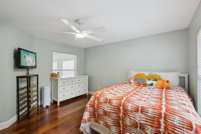 9805 SPRING LAKE DRIVE, Clermont, FL 34711