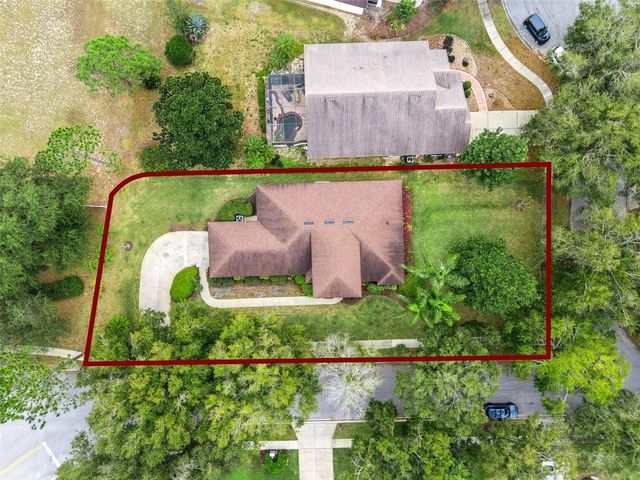 9805 SPRING LAKE DRIVE, Clermont, FL 34711