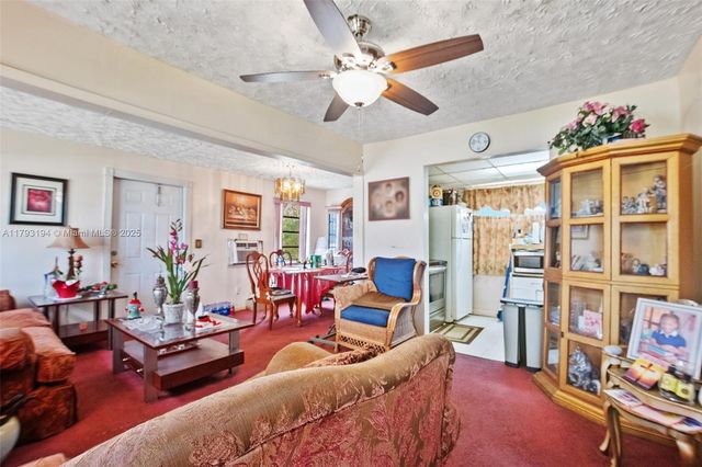 2870 NW 169th Ter, Miami Gardens, FL 33056