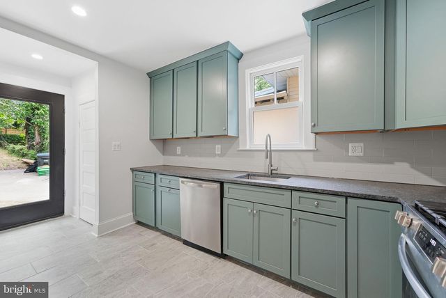 3808 33RD ST, Mount Rainier, MD 20712