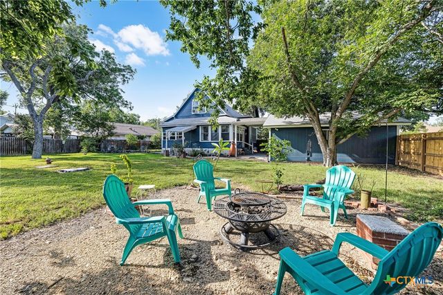 409 W Clark Street, Bartlett, TX 76511