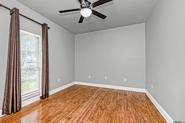 8360 Bastille St, Denham Springs, LA 70726