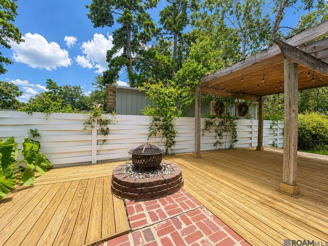 8360 Bastille St, Denham Springs, LA 70726