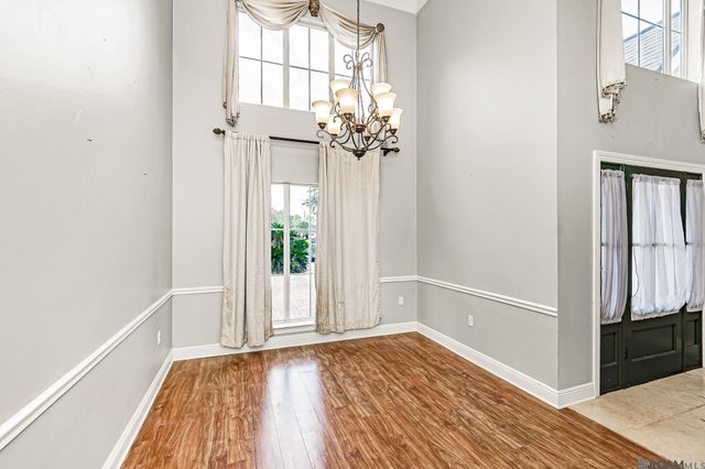 8360 Bastille St, Denham Springs, LA 70726
