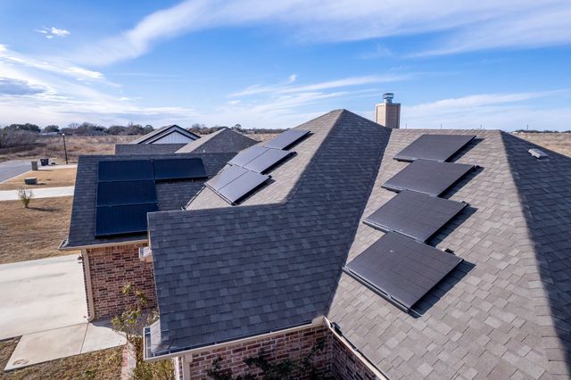 202 W Hall Court, Early, TX 76802