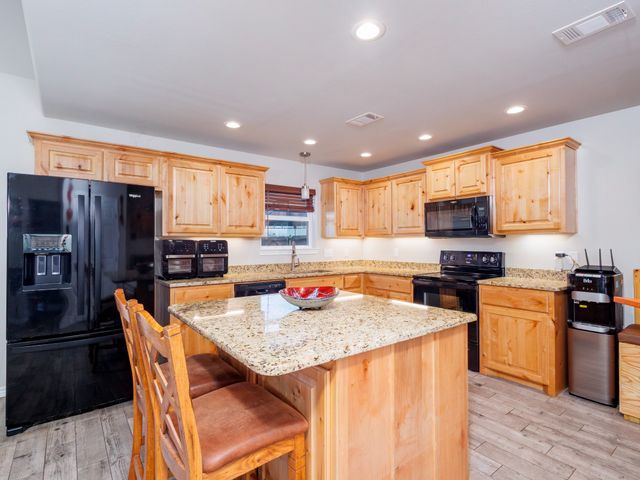 202 W Hall Court, Early, TX 76802