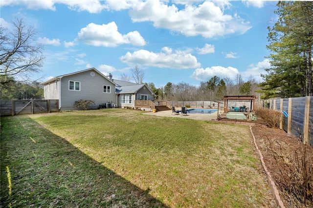 2133 Mann Road, Douglasville, GA 30134