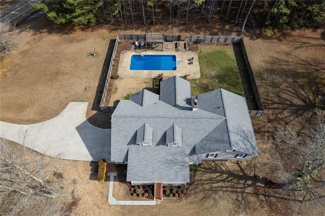 2133 Mann Road, Douglasville, GA 30134