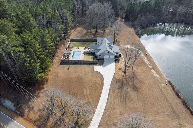 2133 Mann Road, Douglasville, GA 30134