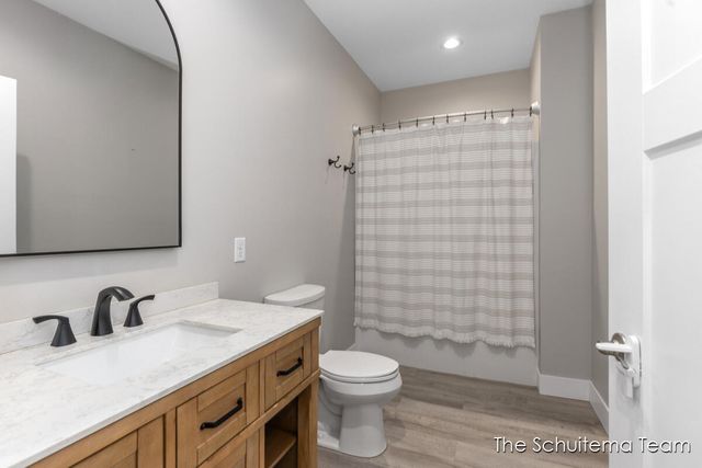 8232 Holton Road, Holton, MI 49425