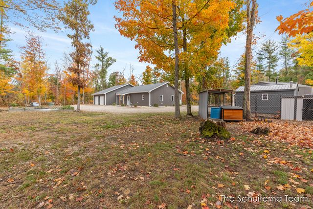 8232 Holton Road, Holton, MI 49425