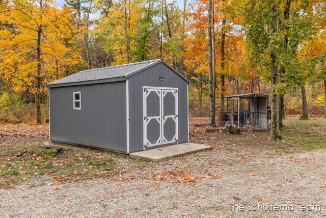 8232 Holton Road, Holton, MI 49425