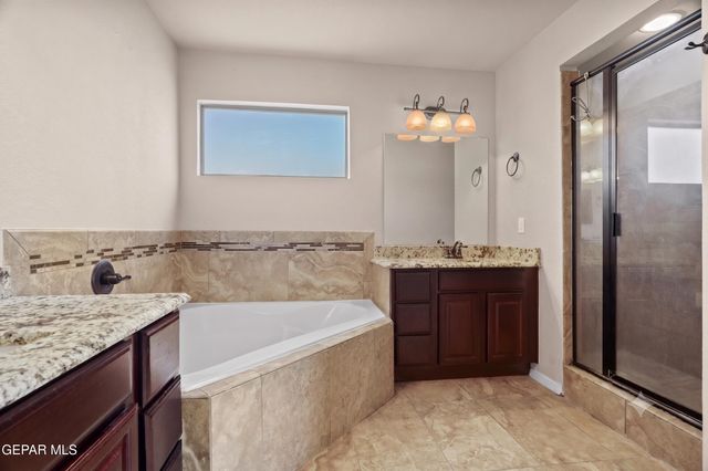 11365 W RANCH Court, El Paso, TX 79934